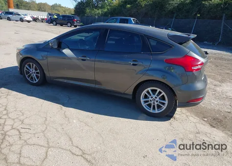 2015 Ford Focus Se z USA, uszkodzony, nr VIN 1FADP3K25FL289354